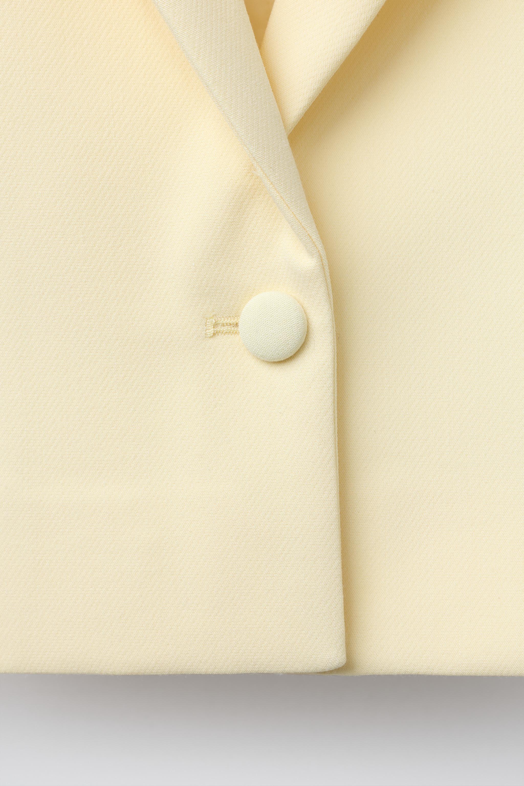 APPLIQUÉ BLAZER